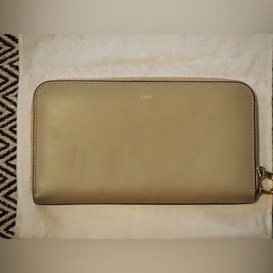 Chloe wallet!